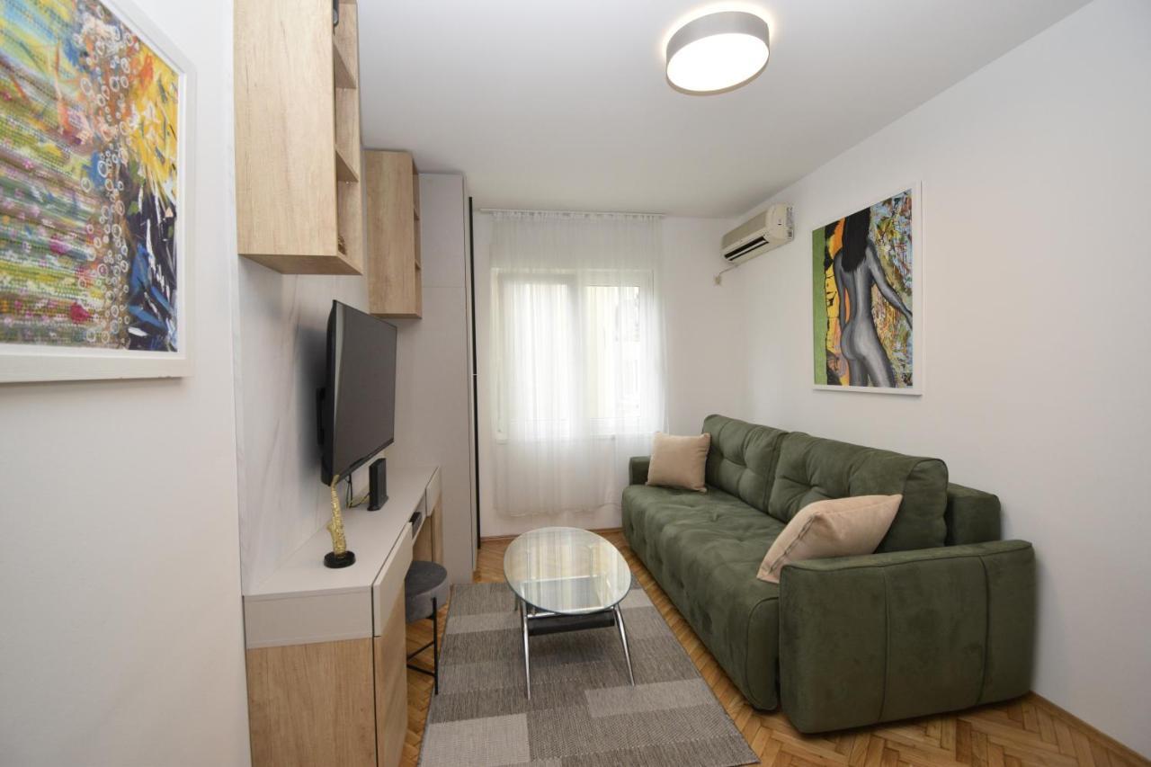 Studio Apartment Art Zone Podgorica Exterior foto